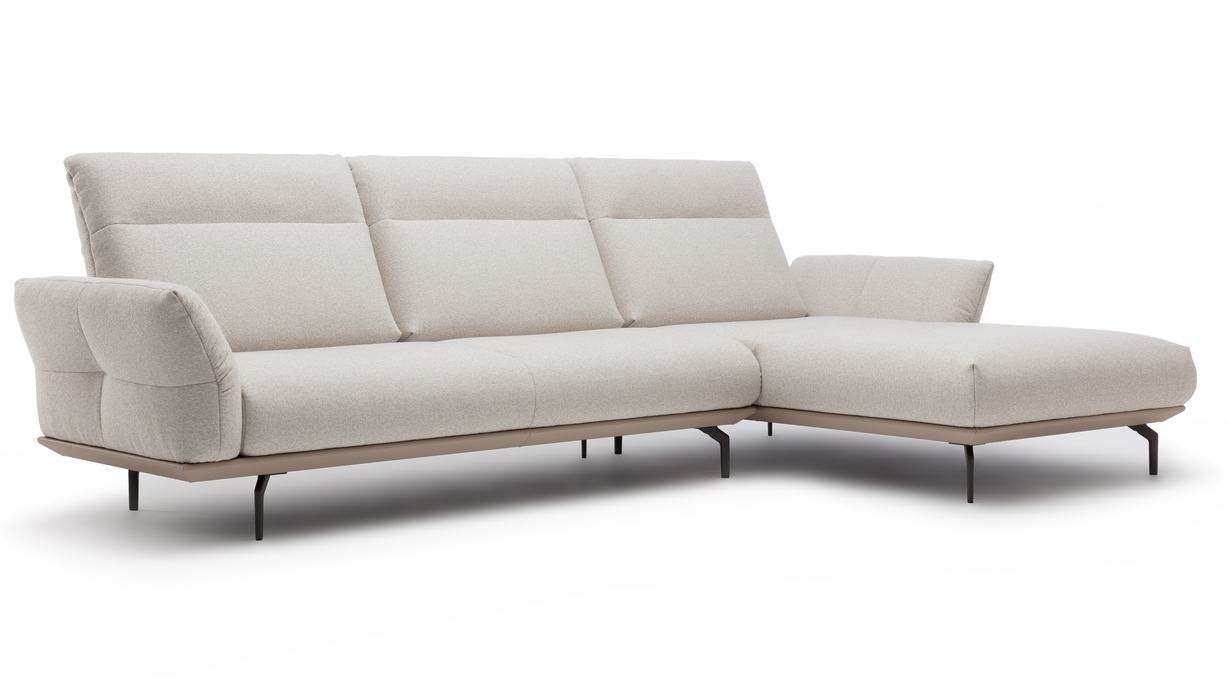 graues relaxsofa mit holzgestell cr460 creation by rolf benz