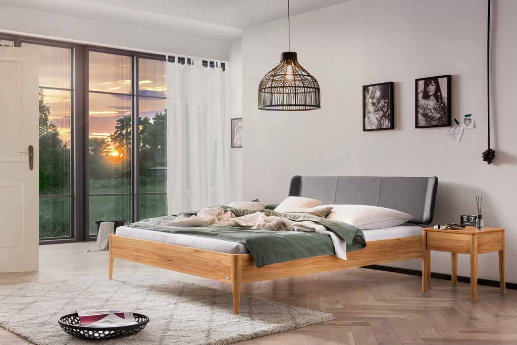 Hasena. Lounge - Bett Pienza | Wildbuche natur, geölt | Kopfteil Kunstleder grau  | 140 x 200 cm 